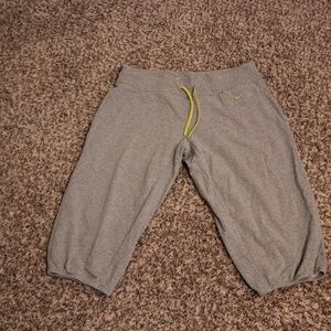 Nike Women's DriFit Capri Pants